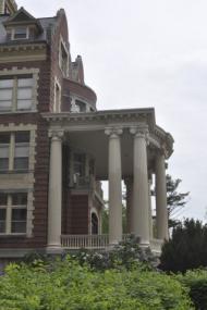 Antique Auction Photos