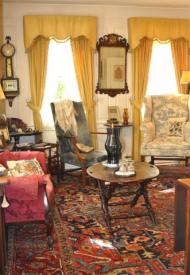 Antique Auction Photos