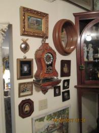 Antique Auction Photos