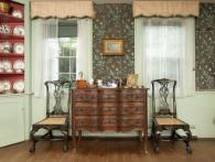 Antique Auction Photos