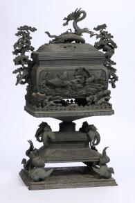 Antique Auction Photos
