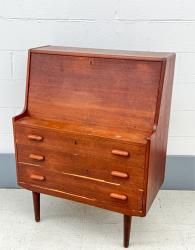 Antique Auction Photos