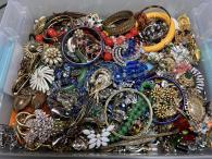 Antique Auction Photos