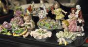 Figurines