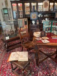 Antique Auction Photos