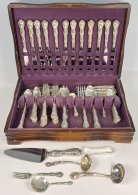 Antique Auction Photos